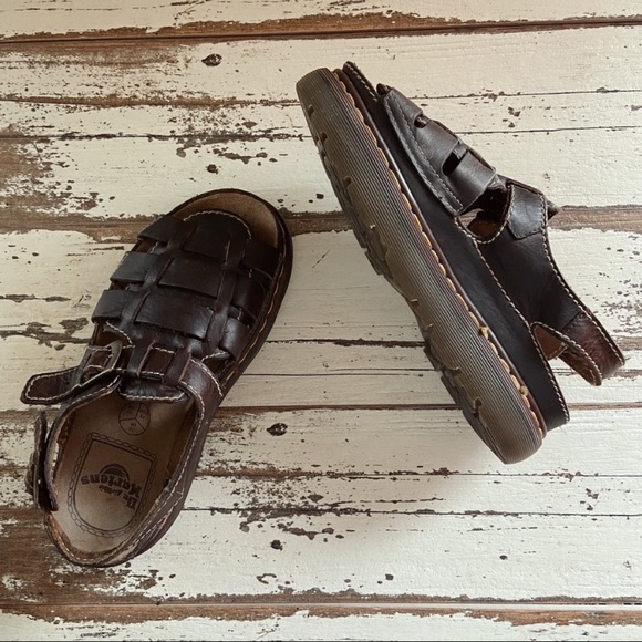 dr martens sandals 90s